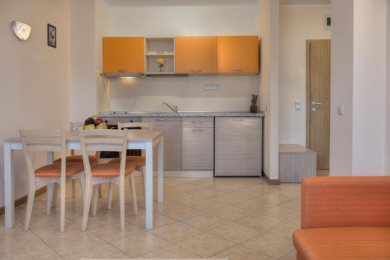 Royal Sun Apartments Sunny Beach Esterno foto