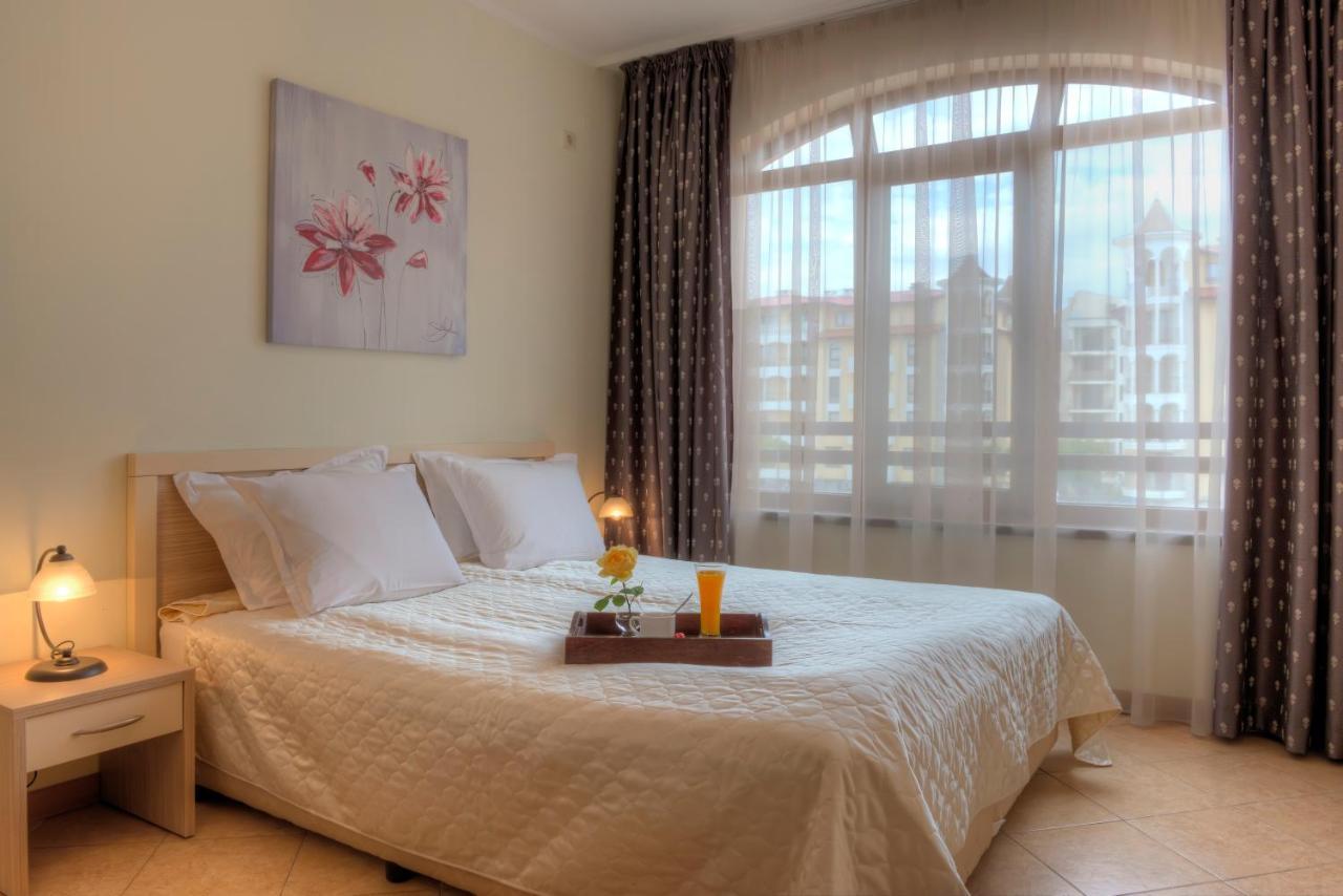 Royal Sun Apartments Sunny Beach Esterno foto