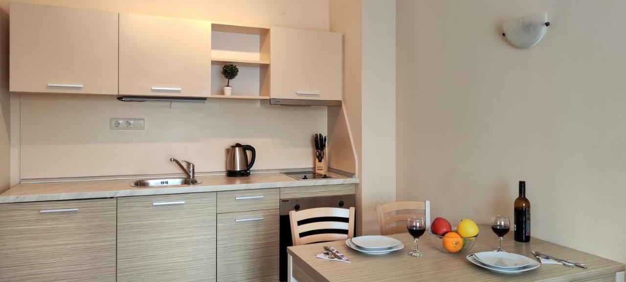 Royal Sun Apartments Sunny Beach Esterno foto