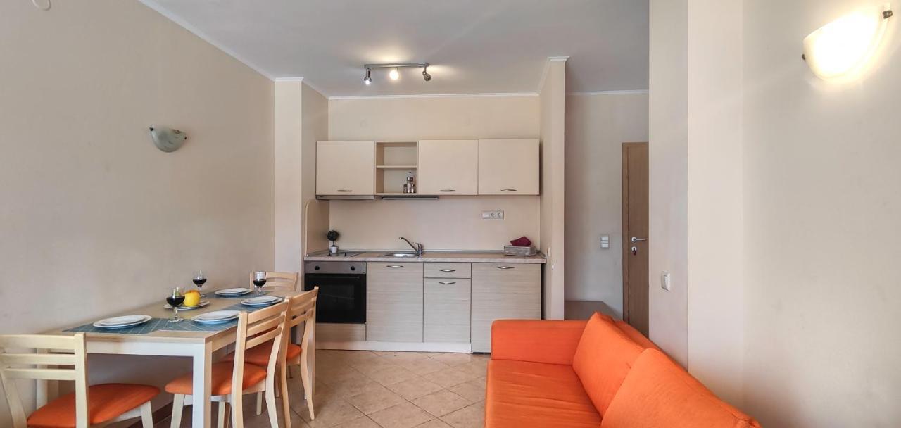 Royal Sun Apartments Sunny Beach Esterno foto